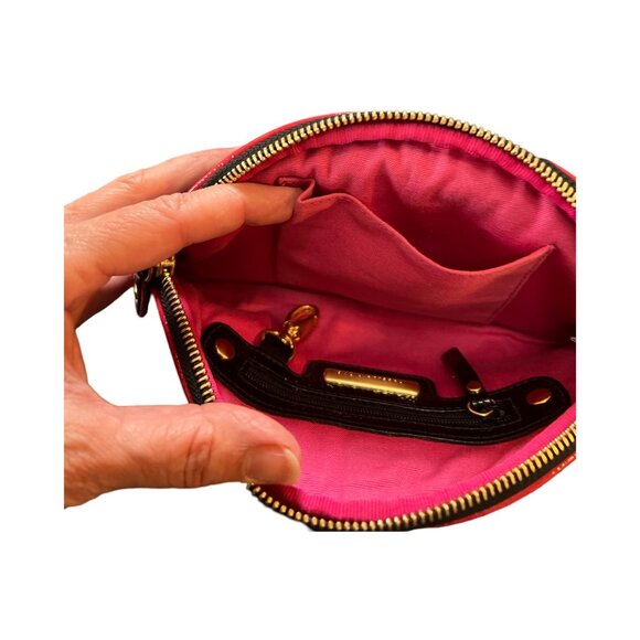 VTG Isabella Fiore Black and Red Patent Leather Wristlet - Picture 5 of 9